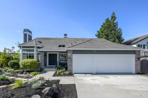 110 Samrose Dr, Novato, CA 94945