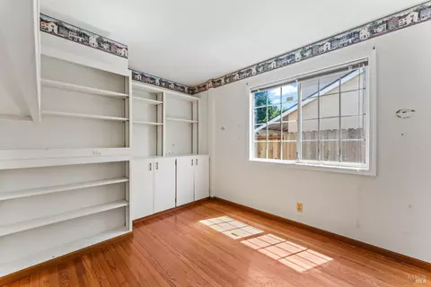 Bedroom - 227 Baker St, Benicia, CA 94510 photo 3 of 3