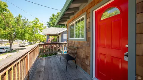 193 Webster St, Petaluma, CA 94952 photo 2