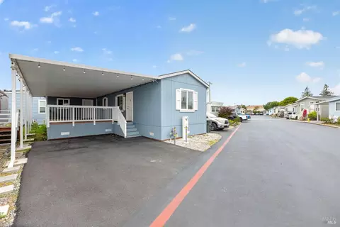 717 N Mcdowell Blvd #303, Petaluma, CA 94954