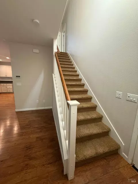 Entry Way - 130 Refosco Ct, Vacaville, CA 95687 photo 3 of 3