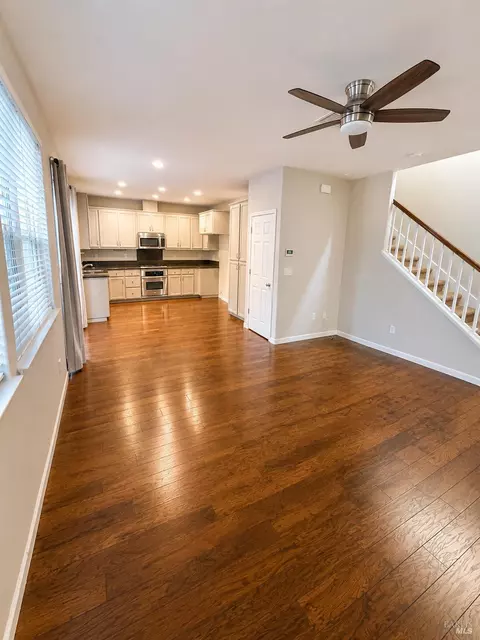 Living - 130 Refosco Ct, Vacaville, CA 95687 photo 1 of 4