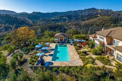 Exterior - 2900 Spring Mountain Rd, Saint Helena, CA 94574 photo 4 of 12