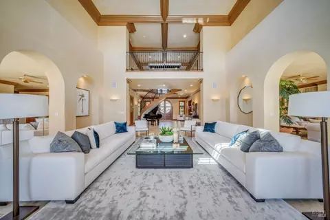 Living - 2900 Spring Mountain Rd, Saint Helena, CA 94574 photo 2 of 6
