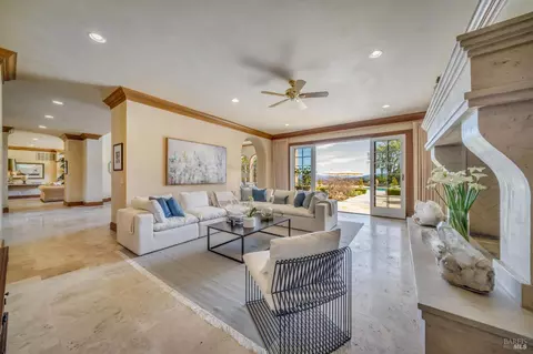Living - 2900 Spring Mountain Rd, Saint Helena, CA 94574 photo 3 of 6