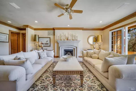 Living - 2900 Spring Mountain Rd, Saint Helena, CA 94574 photo 5 of 6
