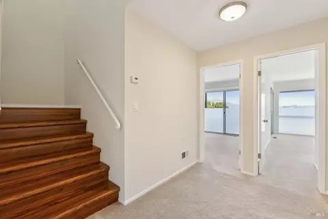 Entry Way - 147-149 Filbert Ave, Sausalito, CA 94965 photo 4 of 4