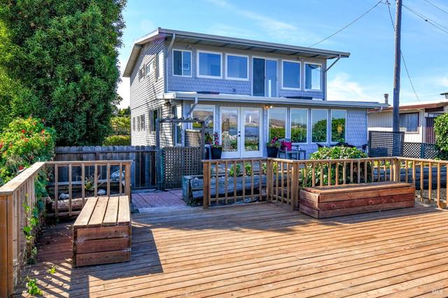 1740 Milton Rd, Napa, CA 94559