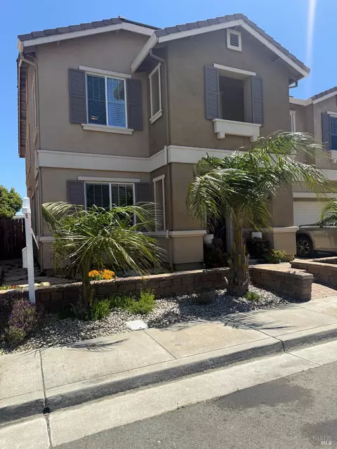 2126 Yellow Rose Cir, Fairfield, CA 94534
