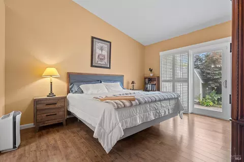 Bedroom - 356 Wilson Ln, Windsor, CA 95492 photo 3 of 4