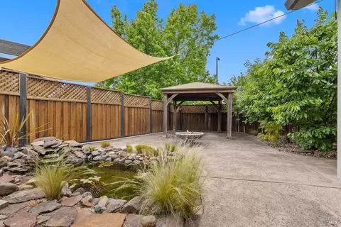 Exterior - 356 Wilson Ln, Windsor, CA 95492 photo 2 of 10