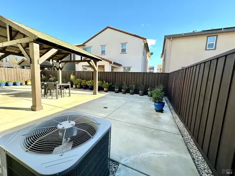 Exterior - 1401 Jamboree Dr, Fairfield, CA 94533 photo 5 of 14