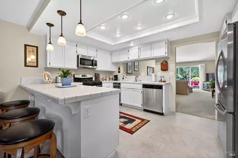 Kitchen - 317 Miramonte Pl, Santa Rosa, CA 95409 photo 5 of 6