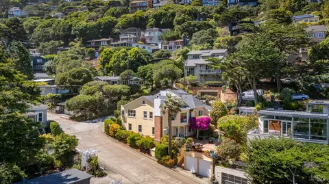View/Area - 2 Lower Crescent Ave, Sausalito, CA 94965 photo 3 of 7