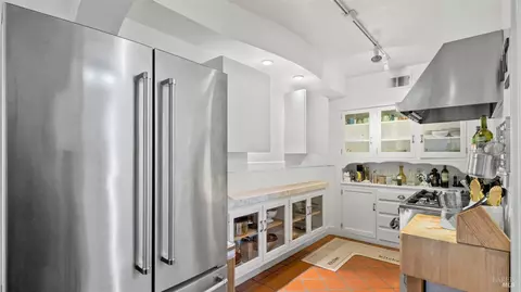 Kitchen - 2 Lower Crescent Ave, Sausalito, CA 94965 photo 3 of 4