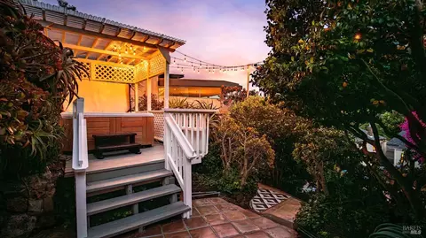 Exterior - 2 Lower Crescent Ave, Sausalito, CA 94965 photo 13 of 14