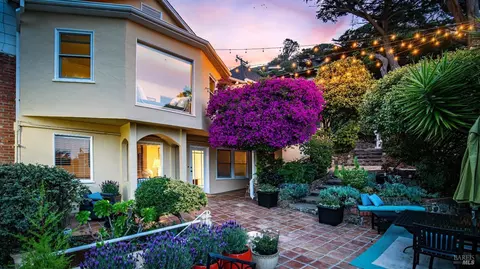 Exterior - 2 Lower Crescent Ave, Sausalito, CA 94965 photo 10 of 14