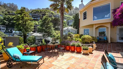 Exterior - 2 Lower Crescent Ave, Sausalito, CA 94965 photo 4 of 14