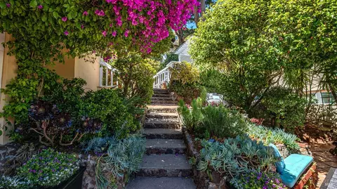 Exterior - 2 Lower Crescent Ave, Sausalito, CA 94965 photo 7 of 14
