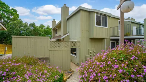 66 Margarita Ter, Novato, CA 94947