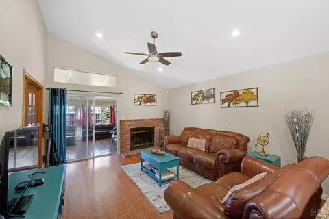 Living - 2496 E Atlantic Ave, Fairfield, CA 94533 photo 4 of 4