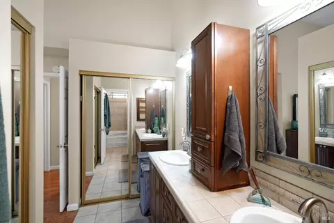 Bath - 2496 E Atlantic Ave, Fairfield, CA 94533 photo 4 of 4