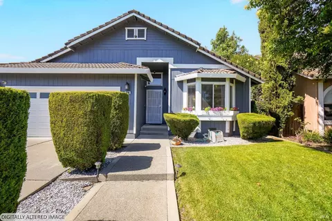 Exterior - 2496 E Atlantic Ave, Fairfield, CA 94533 photo 9 of 28