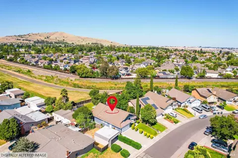 View/Area - 2496 E Atlantic Ave, Fairfield, CA 94533 photo 2 of 8