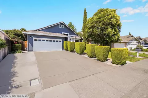 Exterior - 2496 E Atlantic Ave, Fairfield, CA 94533 photo 5 of 28