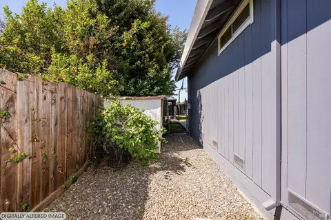 Exterior - 2496 E Atlantic Ave, Fairfield, CA 94533 photo 26 of 28
