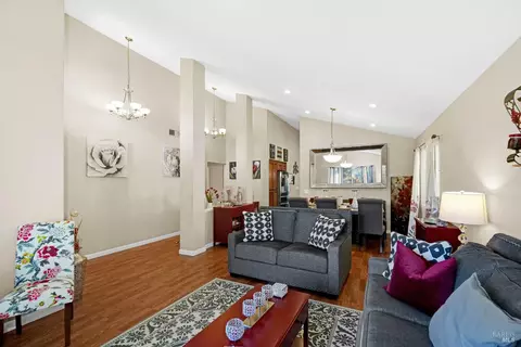 Living - 2496 E Atlantic Ave, Fairfield, CA 94533 photo 2 of 4
