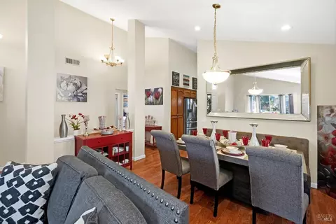 Dining - 2496 E Atlantic Ave, Fairfield, CA 94533 photo 1 of 2