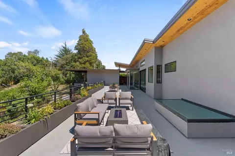 Exterior - 50 Birch St, Mill Valley, CA 94941 photo 4 of 7