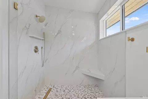 Bath - 50 Birch St, Mill Valley, CA 94941 photo 4 of 8