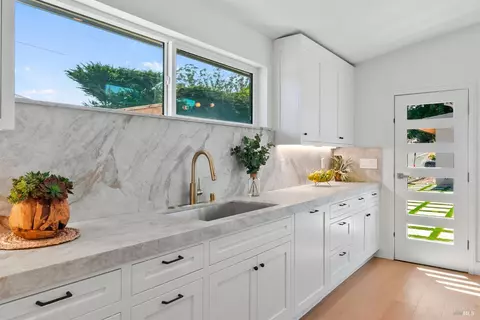 Kitchen - 50 Birch St, Mill Valley, CA 94941 photo 4 of 5