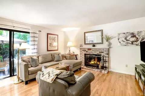 2025 W Myrtle St, Calistoga, CA 94515