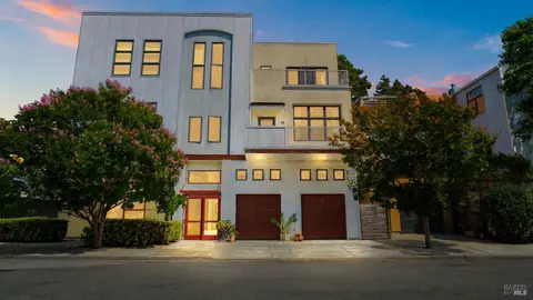 103 G St, Petaluma, CA 94952