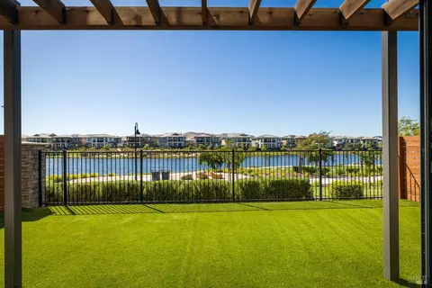 Exterior - 2409 Waterside Dr, Fairfield, CA 94533 photo 1 of 18