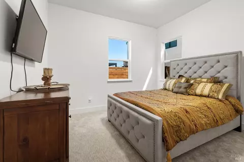 Bedroom - 2409 Waterside Dr, Fairfield, CA 94533 photo 1 of 6