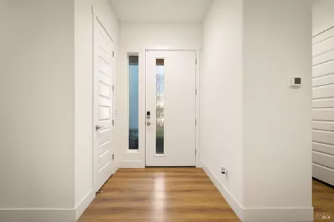 Entry Way - 2409 Waterside Dr, Fairfield, CA 94533 photo 5 of 12