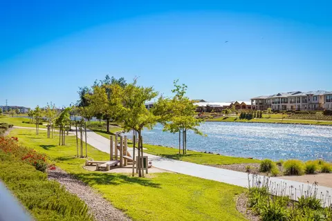 View/Area - 2409 Waterside Dr, Fairfield, CA 94533 photo 1 of 9