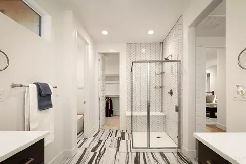 Bath - 2409 Waterside Dr, Fairfield, CA 94533 photo 4 of 7