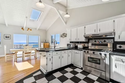Kitchen - 23430 Highway 1, Jenner, CA 95450 photo 1 of 3