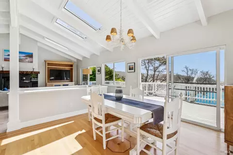 Dining - 23430 Highway 1, Jenner, CA 95450 photo 2 of 4
