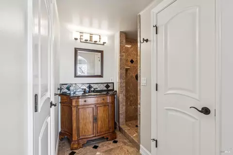 Bath - 23430 Highway 1, Jenner, CA 95450 photo 2 of 5
