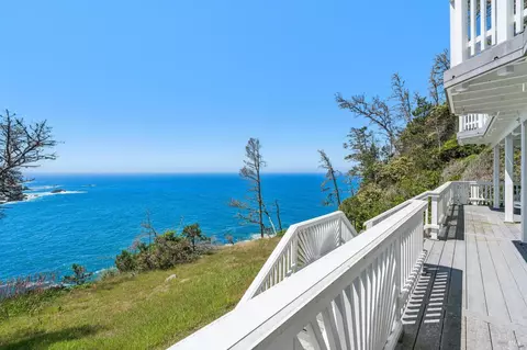 Exterior - 23430 Highway 1, Jenner, CA 95450 photo 11 of 13