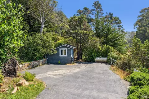 Exterior - 23430 Highway 1, Jenner, CA 95450 photo 3 of 13