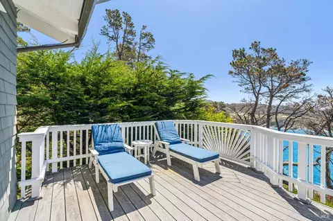 Exterior - 23430 Highway 1, Jenner, CA 95450 photo 8 of 13