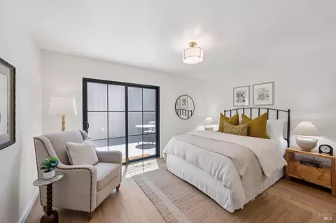 Bedroom - 762 Crocus Dr, Sonoma, CA 95476 photo 4 of 5
