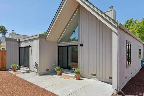 Exterior - 762 Crocus Dr, Sonoma, CA 95476 photo 5 of 12